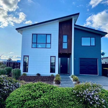 Morden Spacious New House 汉密尔顿 外观 照片